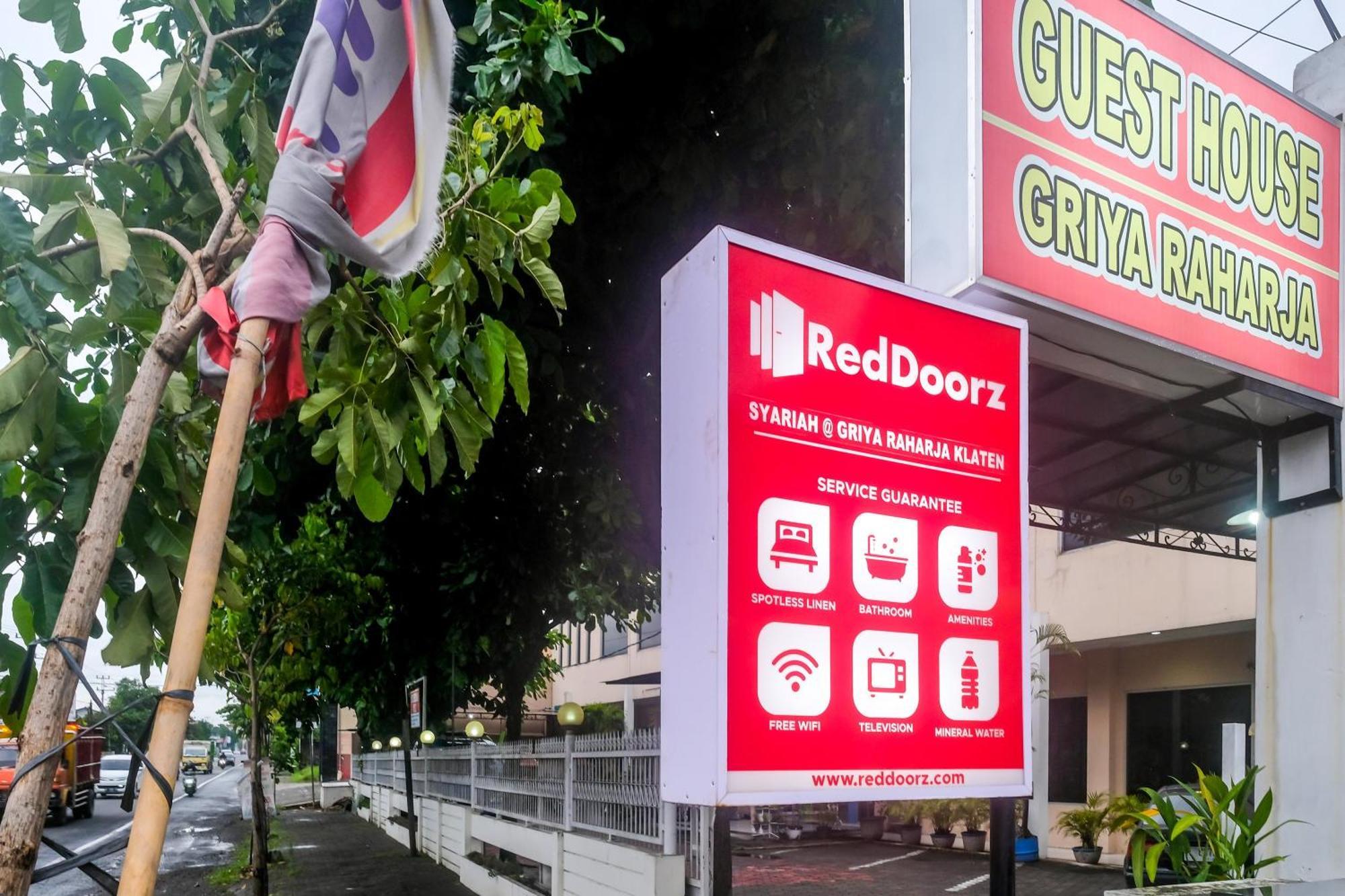 Reddoorz Syariah At Griya Raharja Klaten Eksteriør bilde